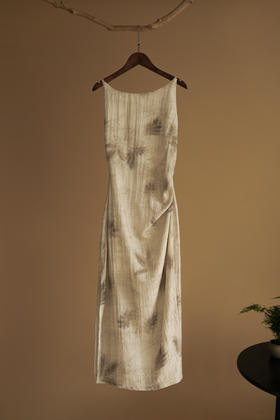 花影丝麻吊带裙