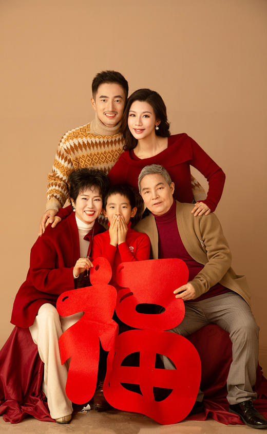 逸红颜明月优选 #蓬松柔软暖暖的羊绒毛衣【發财】明月私服红色系穿搭,🏮新年好运look 商品图6