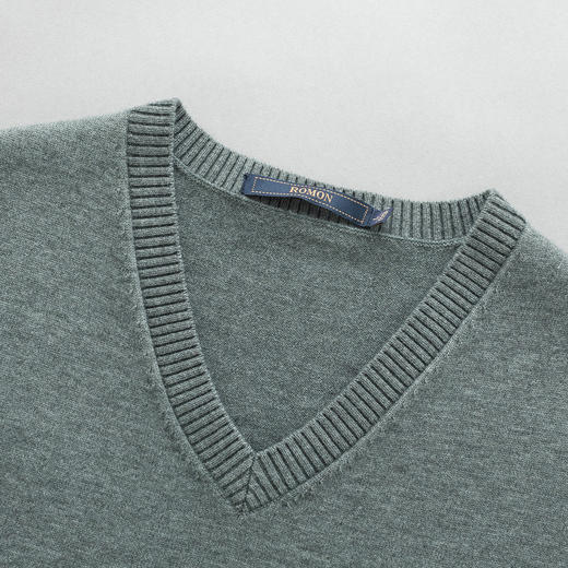 罗蒙男士经典V领针织衫背心毛衣男纯色针织马甲男士马甲坎肩 商品图4