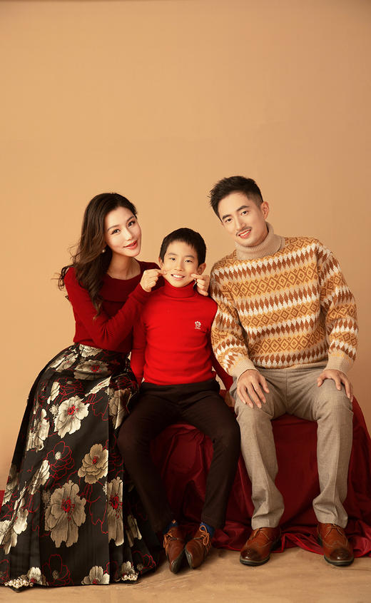 逸红颜明月优选 #蓬松柔软暖暖的羊绒毛衣【發财】明月私服红色系穿搭,🏮新年好运look 商品图4