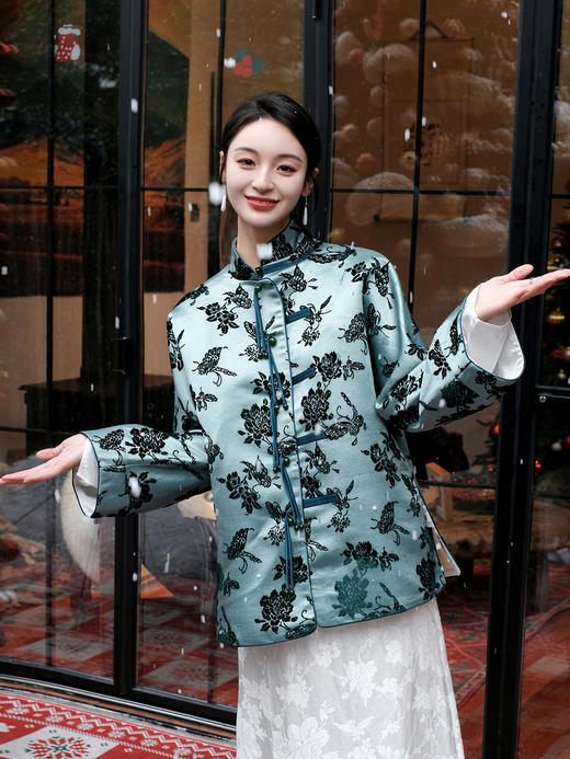 盛唐牡丹| 绿矾色蝶恋花纹漳缎外套 商品图2