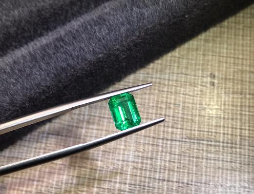 1.72ct刻面祖母绿裸石 商品图1