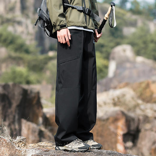 【斯辰唯佳--九合一可拆卸四季山壳裤】外层杜邦特氟龙科技抗寒+里层双面摇粒绒保暖，防水/防油/防污/防风/透气/抗寒/抗皱/耐磨/时尚/百搭、一件顶三件/可穿四季，轻松应对多变天气！ 商品图2