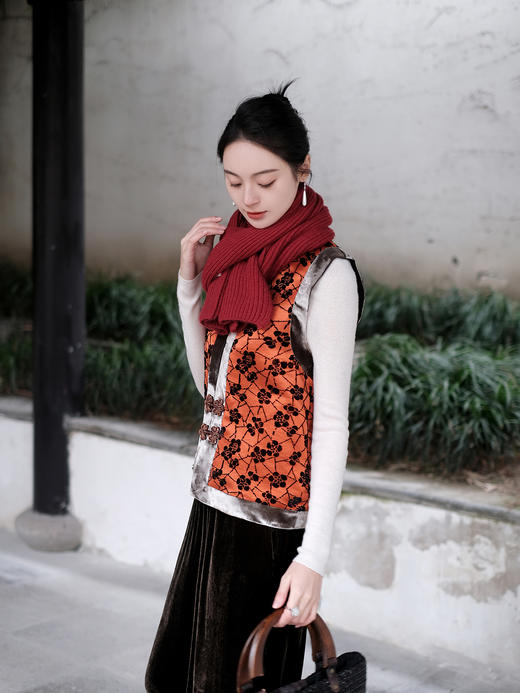 盛唐牡丹| 冰裂梅花纹漳缎马甲(边条浅色) 商品图6