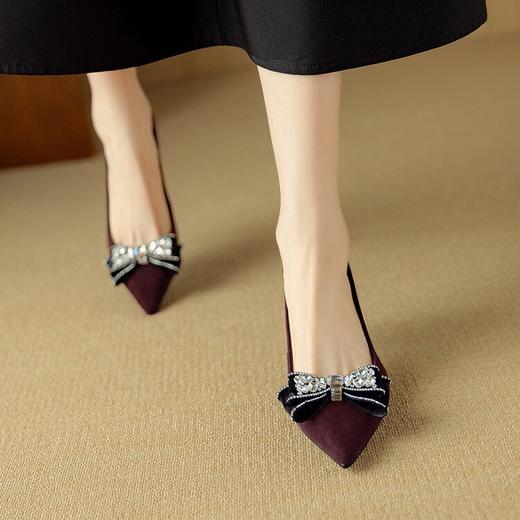【预售5天】2025经典法式高跟鞋女尖头细跟浅口百搭蝴蝶结水钻单鞋DB&M6131 商品图2