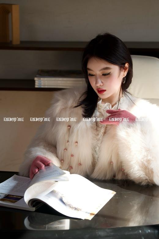 【门店同款】ENJOY冬季“福”贵汀花语皮草外套 160644294 商品图5