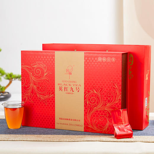 国畅丨纯英九 英红九号 250g*2罐+英红九号 红茶礼盒 250g*1盒 送礼自饮首选 礼盒新旧包装随机发货 商品图5