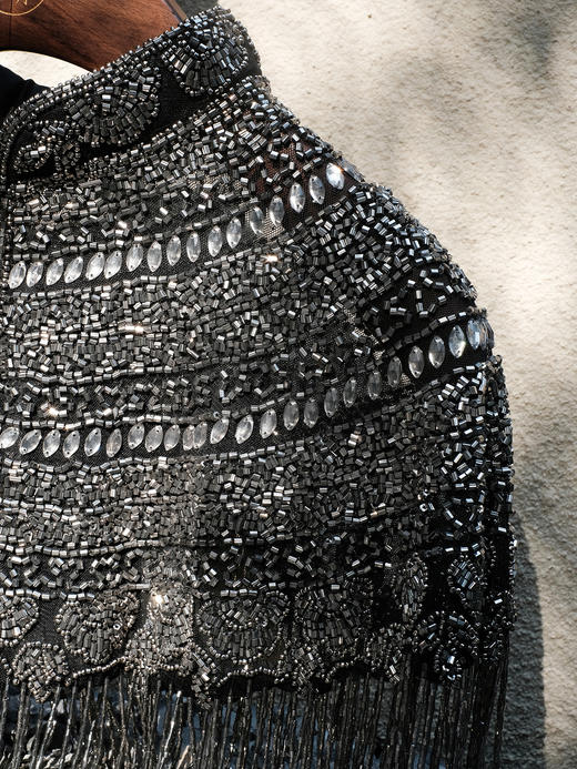 盛唐牡丹|银灰色串珠披肩 商品图12