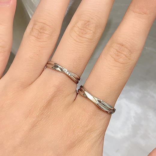 卡蒂罗/KADER 真爱邂逅情侣对戒 莫比乌斯环爱意交织可调节素圈一对 与你共赴爱河钟爱久久手饰 礼盒圣诞 商品图5