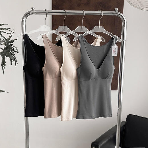 特价清！官网520+ 文胸打底二合一磨毛蚕丝可外穿背心保暖衣内搭女 乳胶垫吊带内衣 商品图7
