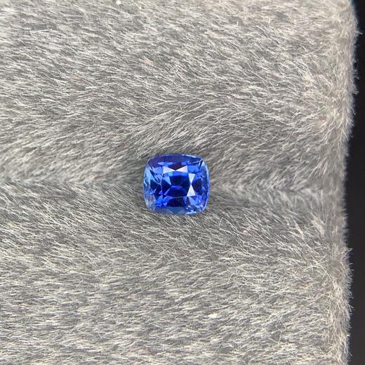 1.11ct刻面蓝宝石裸石 商品图3