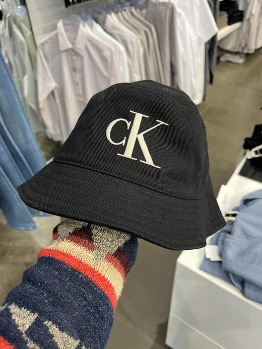 黑色补货啦！CK男女同款 牛仔布渔夫帽 版型超好显脸小 商品图2