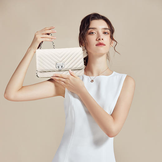 LS/路易施瓦布女包大气V型小方包 商品图2