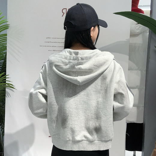 MZ连帽织带印字母长袖卫衣外套（灰） 冬季 244010560321 商品图1