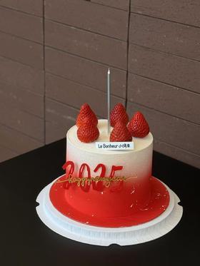 “莓莓”满满·奶油蛋糕