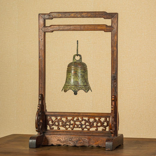 清 黄花梨透雕螭龙捧寿磬架 商品图4