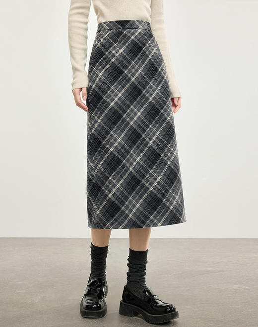 【专属特价】熙世界英伦风复古格子毛呢半身裙2025冬季新款中长包臀直筒裙子 商品图0