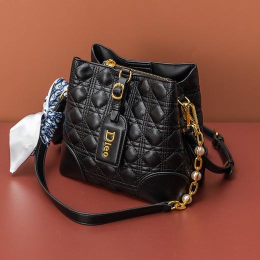 欧美菱格大容量斜挎包包2024新款时尚流行高品质女士手提水桶包包 商品图1