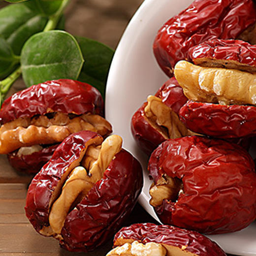 【禾田印象】骏枣夹核桃500g/袋 商品图1