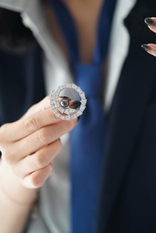 大溪地胸花「艺术灵蛇」 商品图0