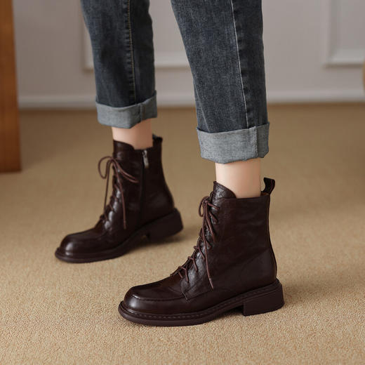 【预售5天】舒适4cm羊皮系带短靴，粗跟中跟圆头马丁靴XH&F7534 商品图4