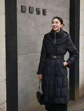 4F 玖姿轻奢长羽绒