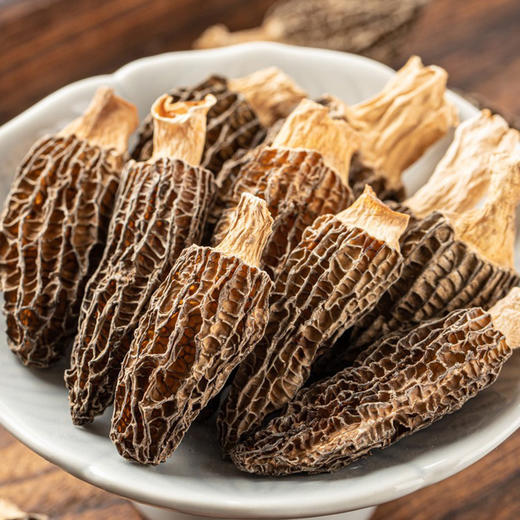 云南高原干货羊肚菌   个头大  菌帽黑   自然晾晒  人工精选  煲汤汤色纯正  菌味鲜美 老少皆宜 商品图1