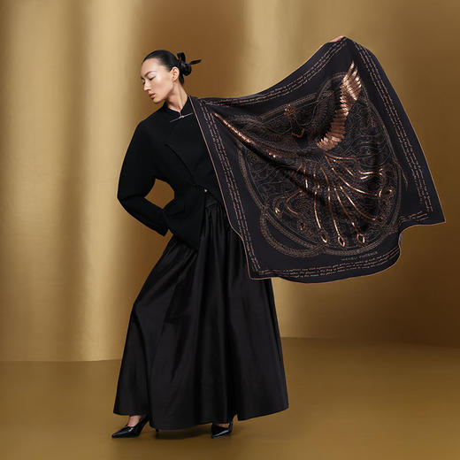 凤凰之家“和美与共”双面印花大方巾 商品图1