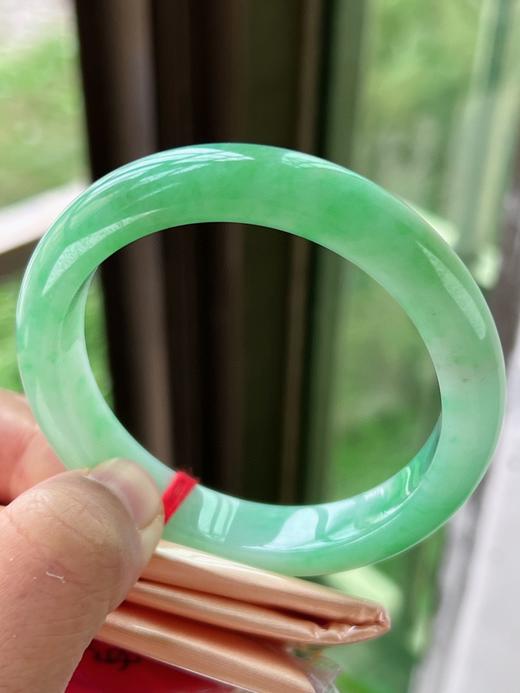 55正圈翡翠手镯 商品图0