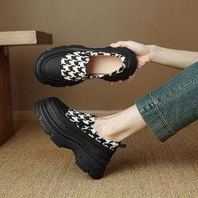 【预售5天】复古典雅轻熟百搭拼色松糕厚底单鞋新款简约通勤舒适乐福鞋女TYMXY&1723