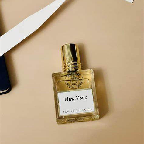 尼古莱 纽约/纽约精粹  Nicolai Parfumeur Createur New York/Intense 分装 商品图1