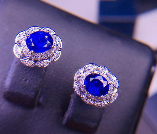 1.12ct刻面蓝宝石耳钉 商品图4