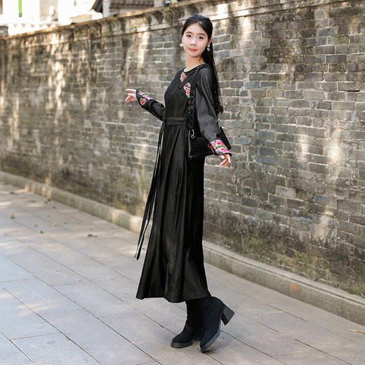 上关花民族风连衣裙 | 现货加急发 商品图1