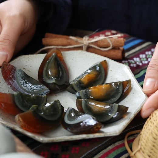 石家庄优选仓库速达  牧童|出口级松花蛋 ，流溏心的出口同品质松花蛋，无抗无铅 ，细腻柔滑、 不腥不涩 、Q弹清香   净重600克/10枚装 商品图5