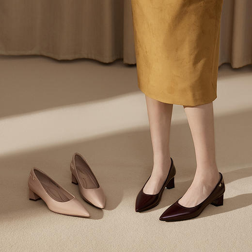 【静音系列】千百度裸色粗高跟鞋女套包工艺舒适通勤羊皮浅口单鞋A25185605 商品图1