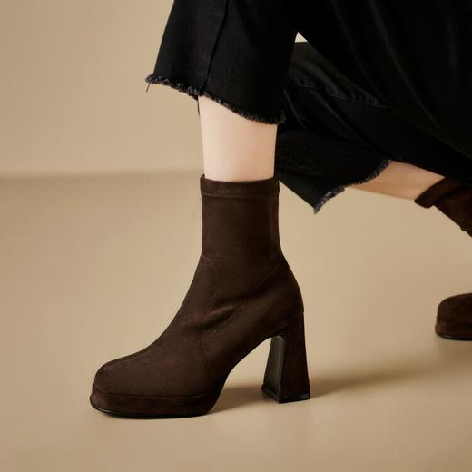【预售5天】加绒瘦瘦靴女短靴新款韩版圆头粗跟绒面弹力袜靴防水台保暖QS&23077 商品图3