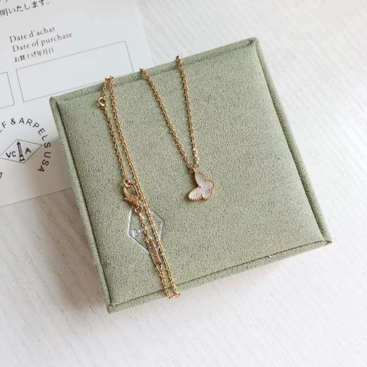 D010230超可爱 简约设计风格天然白贝母蝴蝶项链 商品图3