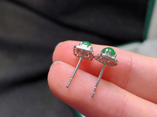 蛋面翡翠耳钉 商品图4