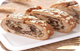 新疆每日坚果黑麦列巴