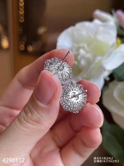 4290112， 紫罗兰蛋面耳钉.具体价格微信咨询 商品图5