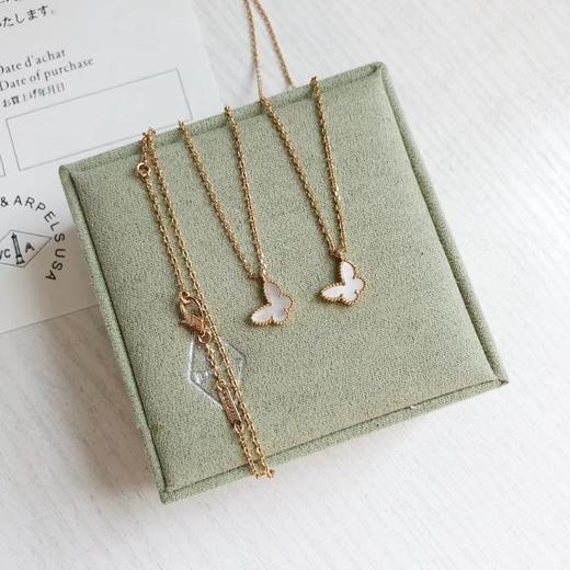 D010230超可爱 简约设计风格天然白贝母蝴蝶项链 商品图0