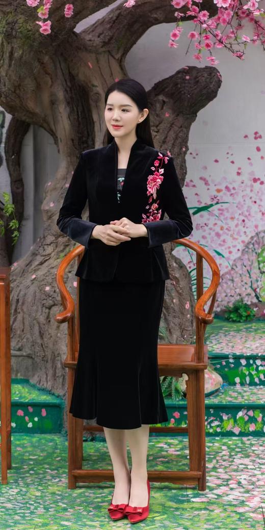 4F 育贤坊丝绒外套 商品图0