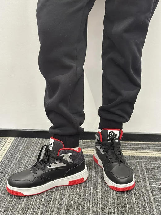 【12月-品牌福利】Under Armour安德玛儿童中帮防撞N磨运动板鞋，尺码可穿到40码 2441308 商品图3