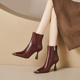 【预售5天】时尚金属头铁头细跟马丁靴女秋冬季新款黑色方头高跟短靴单靴QS&6012