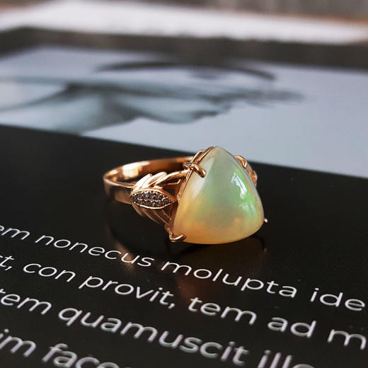 【天然正品】AU750玫瑰金镶钻镶天然三角造型欧泊戒指14号（戒圈可改）011224NJM31现售价：1680 商品图4