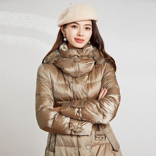 【高货kbnq】全新升级【铂金会员1029/天猫1389/差价360】(60047) 洛诗琳冬季加厚保暖洋气减龄简约风女式连帽毛领羽绒服 商品图3