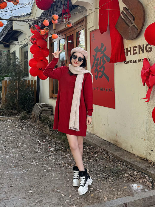 【限量款】【板娘定制真皮马丁靴】牛皮鞋面、内里贵妃绒、鞋口羊毛，穿着暖和和的，关键内外增高差不多7.5cm，上身显瘦显高，很有气场~ 湖州仓 商品图3