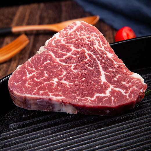 【送一盘和牛牛仔粒250g
】和牛礼盒金盘装和牛牛排M9雪花烤肉片，内含调料 商品图2