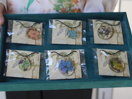 手作滴胶押花透明项链吊坠 商品图1