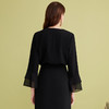 EITIE爱特爱气质V领显瘦设计感喇叭袖黑色衬衫上衣2025春新款A2513521 商品缩略图4